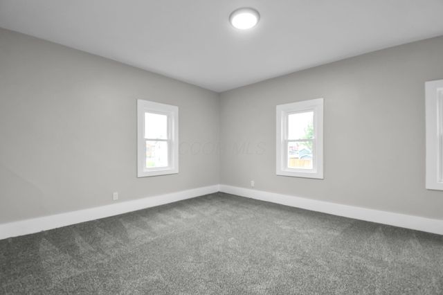 44 W 4th Street, Fredericktown, OH 43019