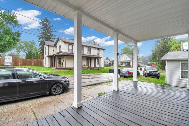 44 W 4th Street, Fredericktown, OH 43019