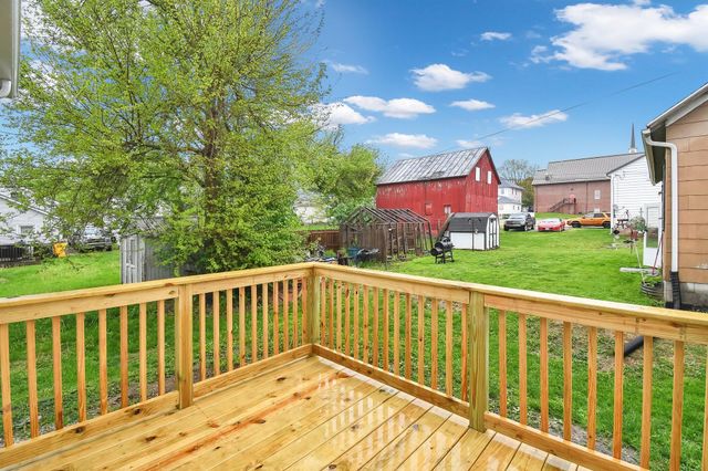 44 W 4th Street, Fredericktown, OH 43019