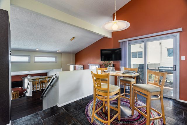 13616 Deer Trail Place NE, Albuquerque, NM 87111