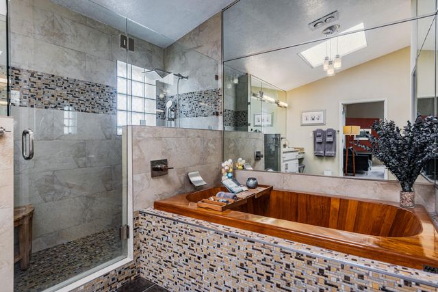 13616 Deer Trail Place NE, Albuquerque, NM 87111