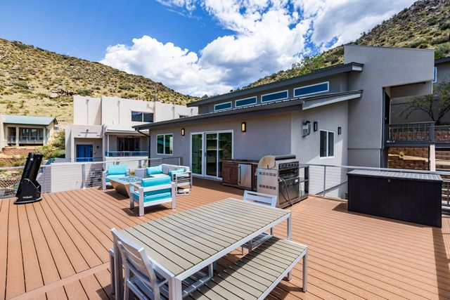 13616 Deer Trail Place NE, Albuquerque, NM 87111