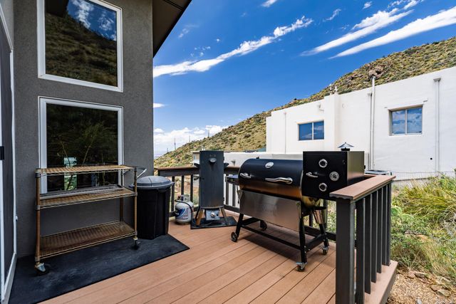 13616 Deer Trail Place NE, Albuquerque, NM 87111