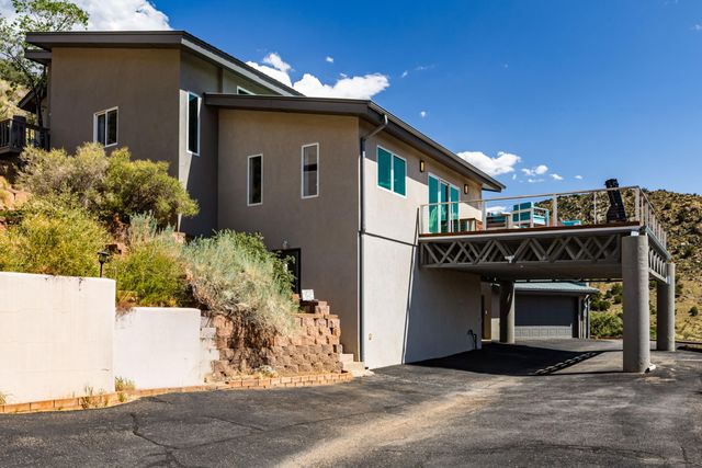 13616 Deer Trail Place NE, Albuquerque, NM 87111