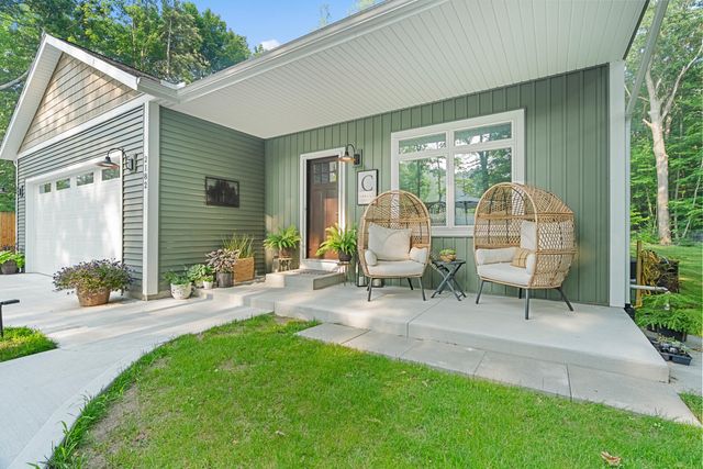 2182 N Getty Street, Muskegon Twp, MI 49445