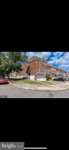 3998 CARTERET DR, Philadelphia, PA 19114
