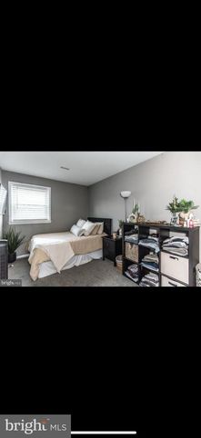 3998 CARTERET DR, Philadelphia, PA 19114