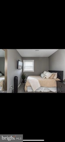3998 CARTERET DR, Philadelphia, PA 19114