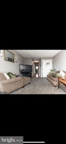 3998 CARTERET DR, Philadelphia, PA 19114