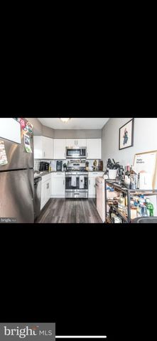 3998 CARTERET DR, Philadelphia, PA 19114