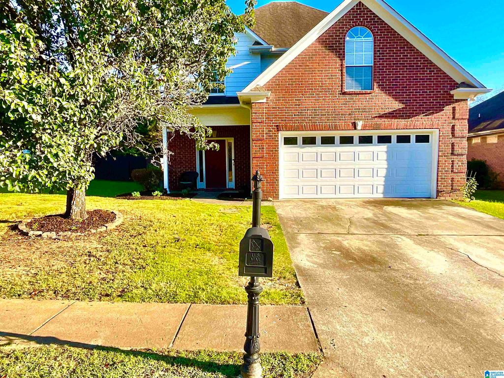 1005 DAVENTRY LANE, Calera, AL 35040