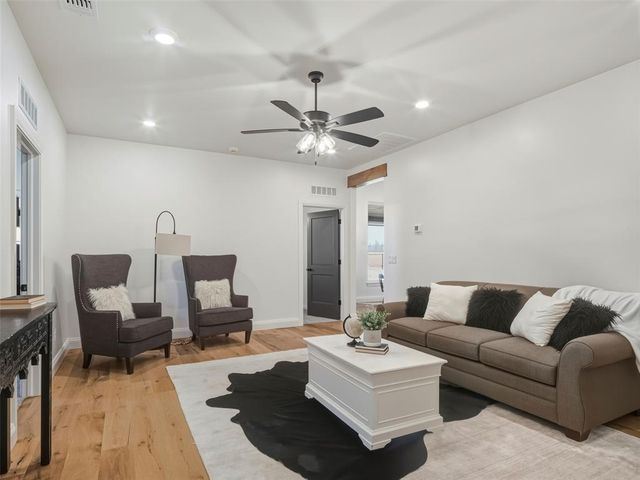 6101 SW 118th Street, Oklahoma City, OK 73173