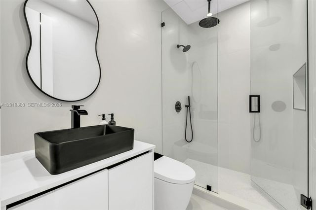 8865 NW 148th Ter, Miami Lakes, FL 33018