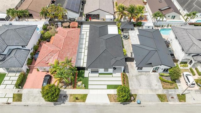 8865 NW 148th Ter, Miami Lakes, FL 33018