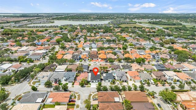 8865 NW 148th Ter, Miami Lakes, FL 33018