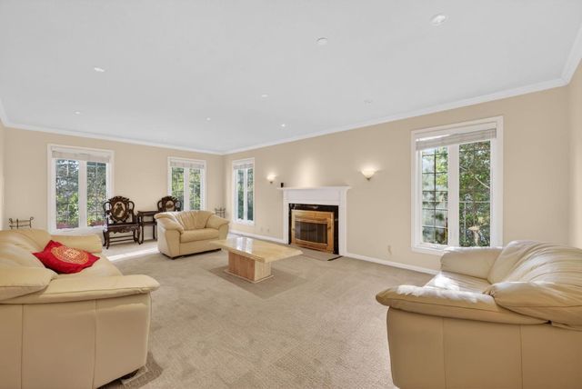 746 Jacaranda Circle, Hillsborough, CA 94010