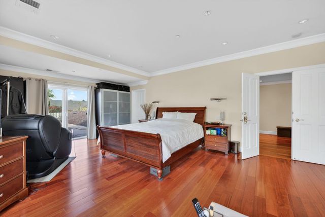 746 Jacaranda Circle, Hillsborough, CA 94010