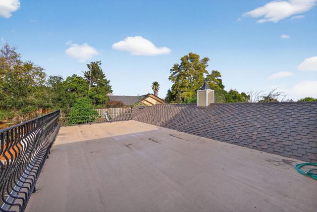 746 Jacaranda Circle, Hillsborough, CA 94010