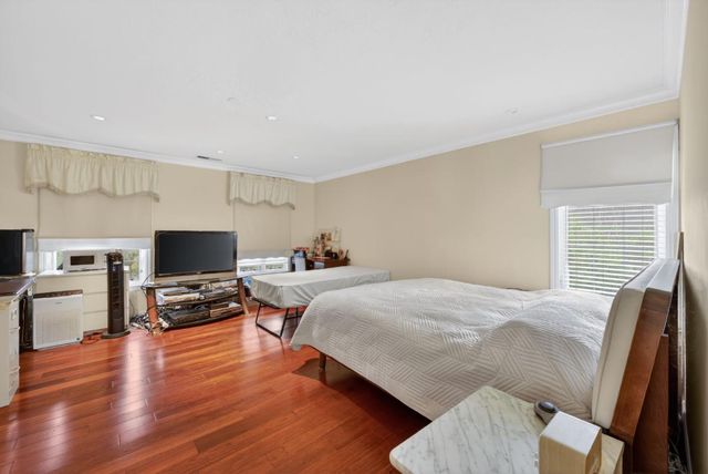 746 Jacaranda Circle, Hillsborough, CA 94010