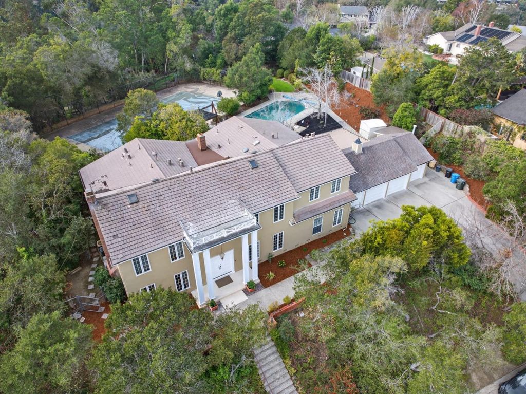 746 Jacaranda Circle, Hillsborough, CA 94010