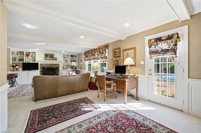 916 Downshire CHSE, Virginia Beach, VA 23452