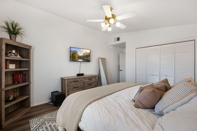 10825 Clyburn Park Drive NE, Albuquerque, NM 87123