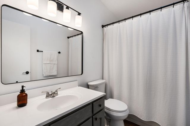 10825 Clyburn Park Drive NE, Albuquerque, NM 87123