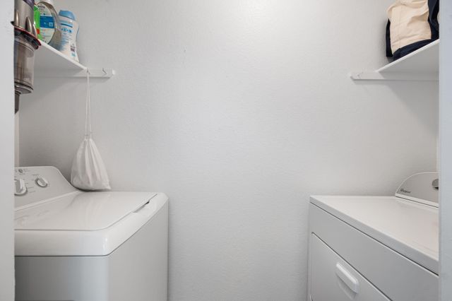 10825 Clyburn Park Drive NE, Albuquerque, NM 87123