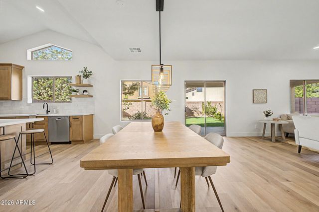 3512 W MINERAL BUTTE Drive, San Tan Valley, AZ 85144