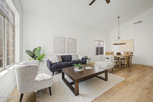 3512 W MINERAL BUTTE Drive, San Tan Valley, AZ 85144