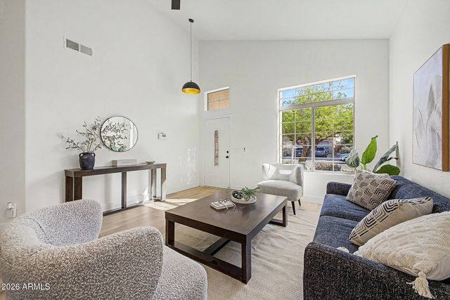 3512 W MINERAL BUTTE Drive, San Tan Valley, AZ 85144