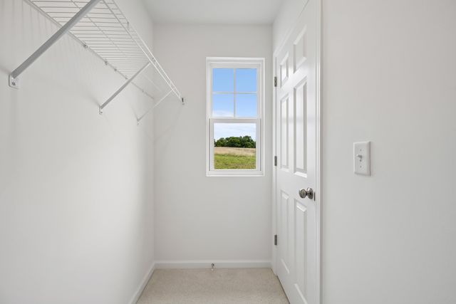 2575 Peaceful Valley Dr, Columbia, TN 38401