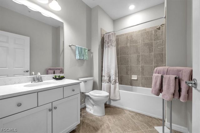 10498 Casella WAY 202, Fort Myers, FL 33913