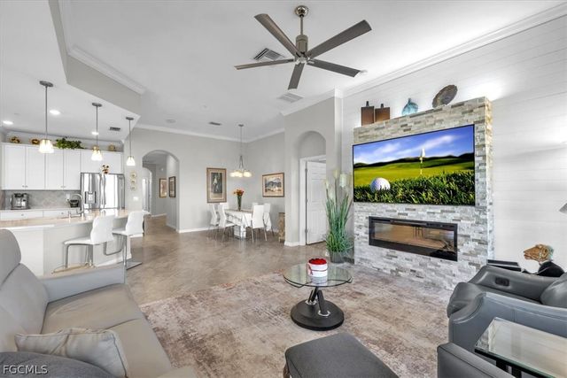 10498 Casella WAY 202, Fort Myers, FL 33913