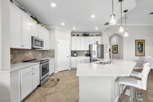 10498 Casella WAY 202, Fort Myers, FL 33913