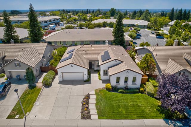 6520 Nebula Ct, Rocklin, CA 95677