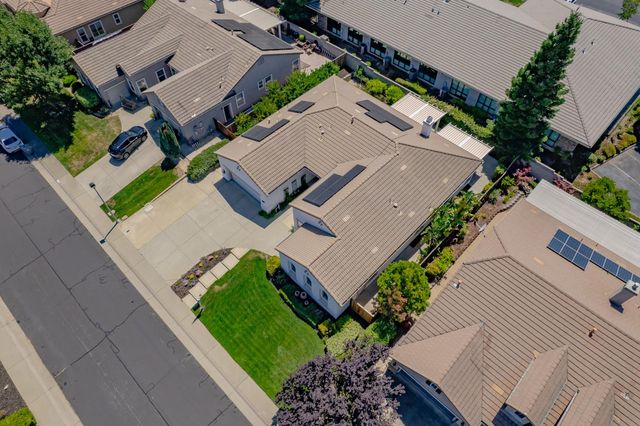 6520 Nebula Ct, Rocklin, CA 95677