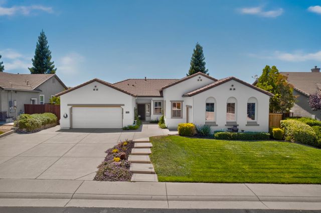 6520 Nebula Ct, Rocklin, CA 95677
