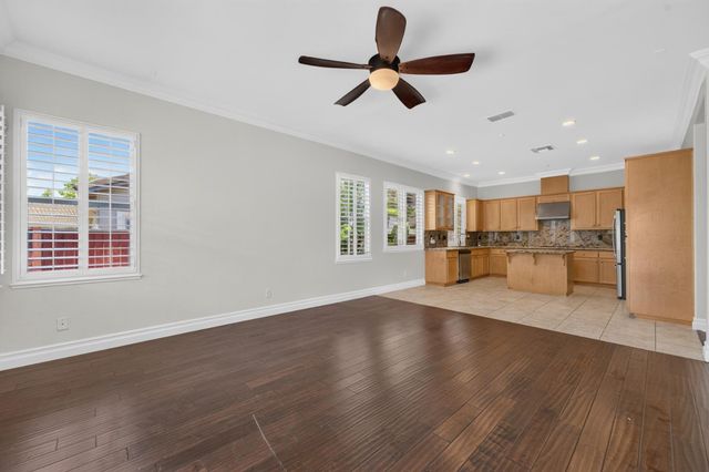 6520 Nebula Ct, Rocklin, CA 95677