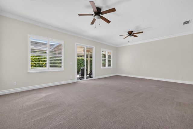 6520 Nebula Ct, Rocklin, CA 95677
