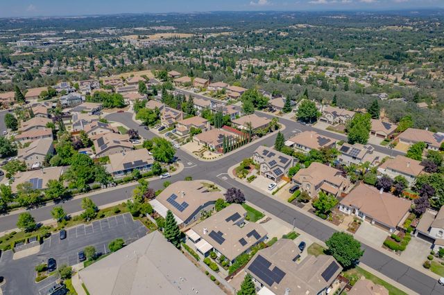 6520 Nebula Ct, Rocklin, CA 95677
