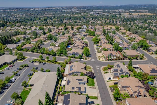 6520 Nebula Ct, Rocklin, CA 95677