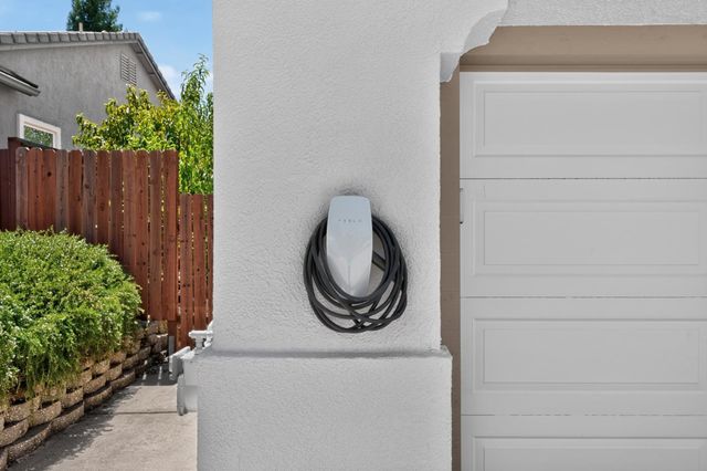6520 Nebula Ct, Rocklin, CA 95677