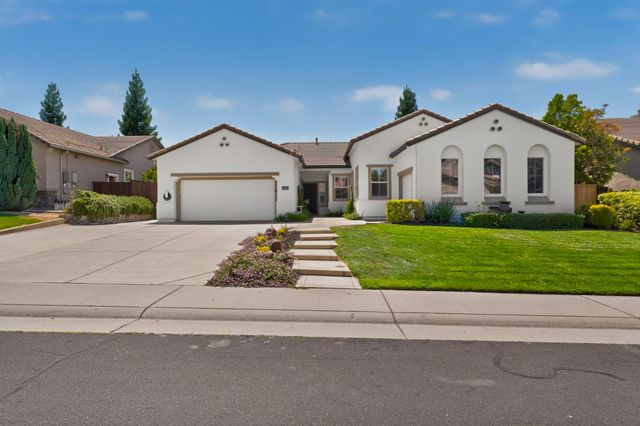 6520 Nebula Ct, Rocklin, CA 95677