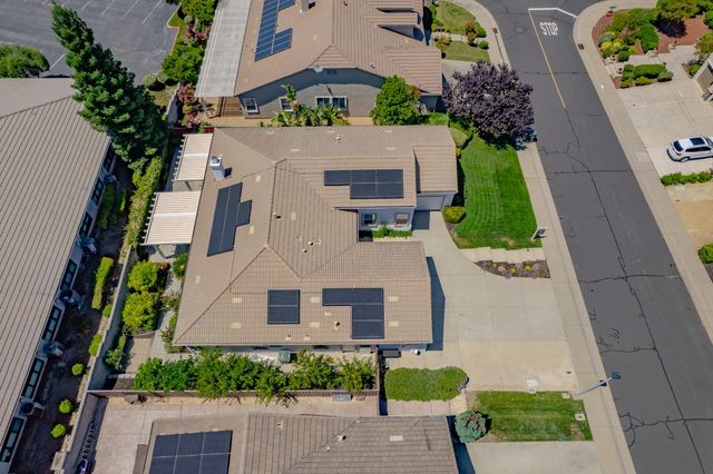 6520 Nebula Ct, Rocklin, CA 95677