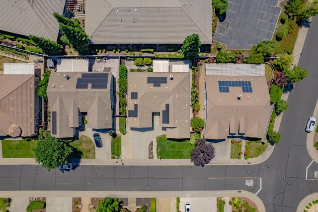 6520 Nebula Ct, Rocklin, CA 95677