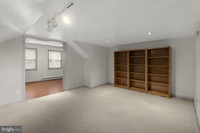 130 RESH RD, Reinholds, PA 17569