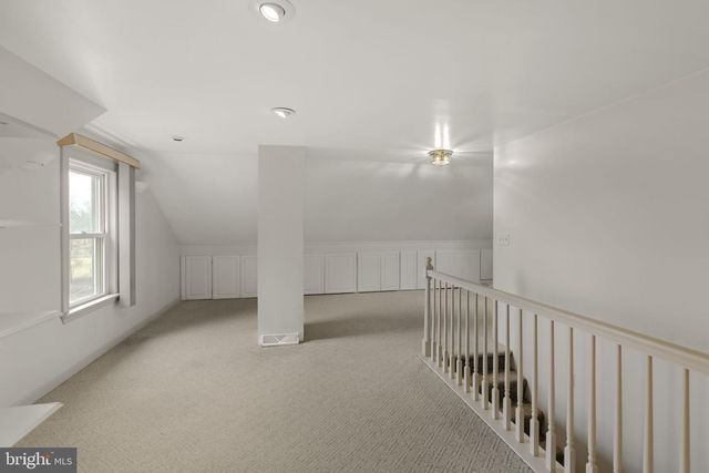 130 RESH RD, Reinholds, PA 17569