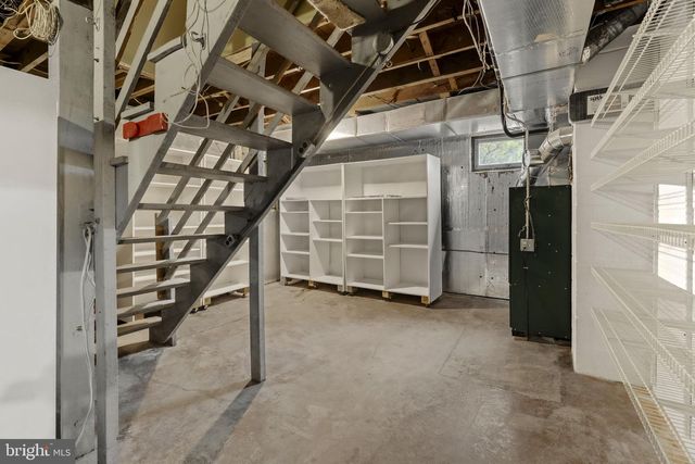 130 RESH RD, Reinholds, PA 17569