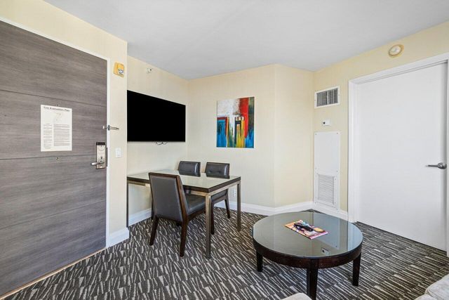 2670 E Sunrise Boulevard 1202, Fort Lauderdale, FL 33304
